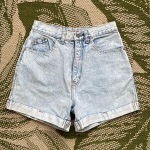 Vintage High Waisted Light Wash Cuffed Denim Shorts